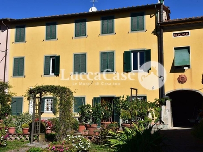 Casa indipendente, via di Sant'Alessio,, zona Sant'Alessio, Carignano, Pieve Santo Stefano, Lucca