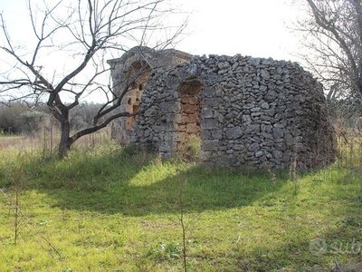 GALATONE - Terreno con piccolo fabbricato