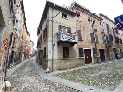 Garage/Posto auto in Vendita in Vicolo Mozzo della Vittoria 5 /a a Ferrara