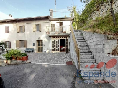 in Vendita ad Gaggio Montano - 85000 Euro