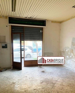 Locale commerciale in Affitto a Santa Flavia Corso Filangeri