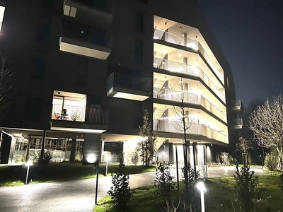 Quadrilocale in Via Trasimeno, Milano, 3 bagni, 128 m², 2° piano