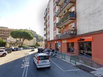 Trilocale in Via pietro castelli 85, Messina, 1 bagno, 85 m², 1° piano