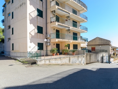 Vendita Appartamento in Santa Teresa di Riva