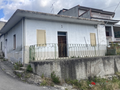 Vendita Casa Indipendente in San Lorenzo