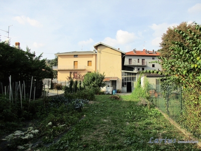 Vendita Casa Semindipendente in Albese con Cassano