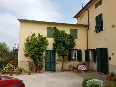 Vendita Casa Semindipendente in Larciano