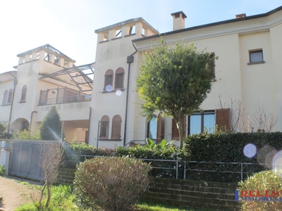 Vendita Casa Semindipendente in Rosignano Marittimo