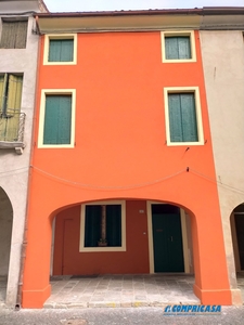 Vendita Stabile/Palazzo in Montagnana