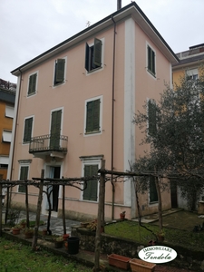 Vendita Villa singola in Carrara