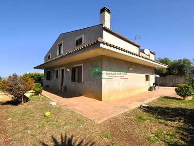 Villa in Vendita in SP25 a Ragusa