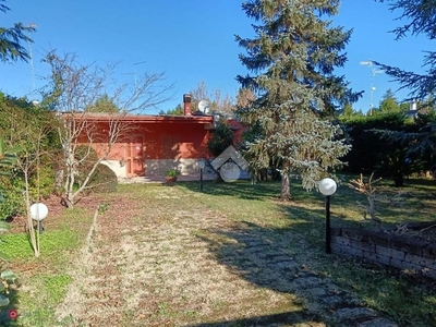 Villa in Vendita in Via S. Mercadante 1 a Cassano delle Murge