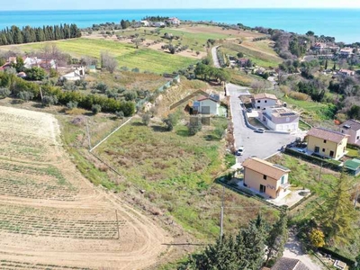 Casa Indipendente in Vendita ad Cupra Marittima - 350000 Euro