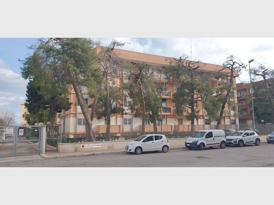 Appartamento in vendita a Bari, VIA DELLE FORZE ARMATE, 31 - Bari, BA