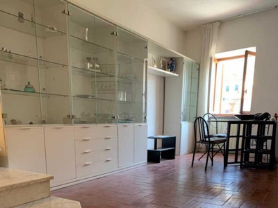Casa Semindipendente in Vendita ad Carrara - 89000 Euro trattabili