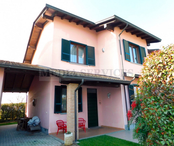 Villa a Schiera in vendita a Gropello Cairoli - Zona: Gropello Cairoli