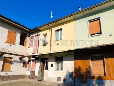 Villa a Schiera in vendita a Sannazzaro de' Burgondi - Zona: Sannazzaro Dè Burgondi