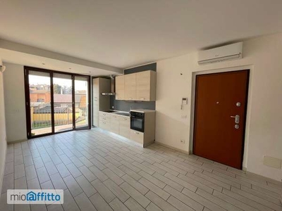 Appartamento arredato con terrazzo Bovisio Masciago