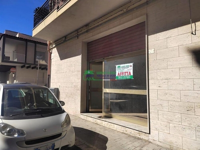 azienda commerciale in affitto a Ragusa