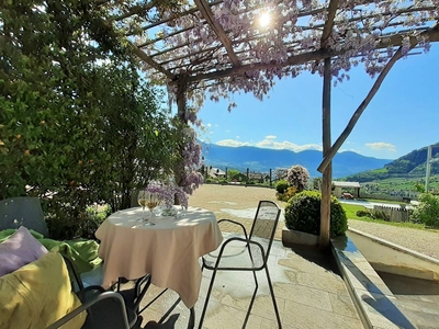 Casale a Castello Plars con giardino, barbecue e terrazza