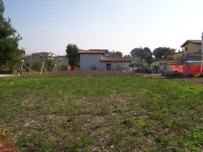 Terreno edificabile con progetto approvato a Cepagatti in C.da S.Agata