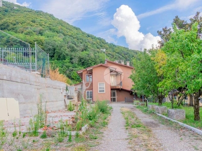 Terreno Residenziale in vendita a Negrar di Valpolicella via palazzin, 4