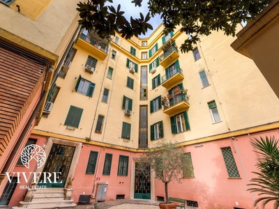 Trilocale in Vendita a Roma, zona Aventino, 519'000€, 77 m²