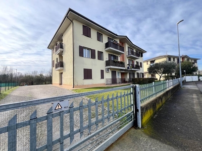 Trilocale in Via Pertini 13 in zona Stradella a San Giorgio Bigarello