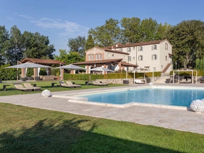 villa in vendita a Pieve a Nievole