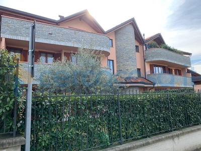 Appartamento Trilocale in ottime condizioni, in vendita in Via Mauro Venegoni 32, Gorla Minore
