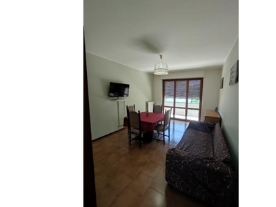 Affitto Appartamento Vacanze a Alba Adriatica, Via F. Baracca 4
