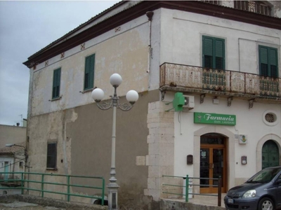 Appartamento all'asta a Genzano di Lucania via Filippetto De Marinis, 47
