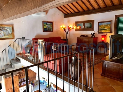 Appartamento Bilocale in ottime condizioni in vendita a Pistoia