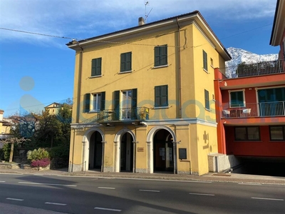 Appartamento Bilocale in vendita in Via Nazionale, Colico