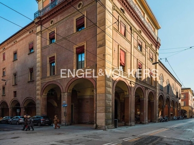Appartamento di prestigio in affitto Via Santo Stefano, 34, Bologna, Emilia-Romagna