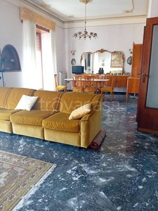 Appartamento in in vendita da privato a Catanzaro via Raffaele Marincola Cattaneo, 33