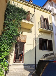 Appartamento in in vendita da privato a Chiaravalle Centrale via Natale Rauti