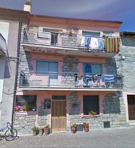 Appartamento in in vendita da privato a Cortino piazza Roma, 2