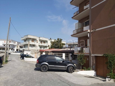 Appartamento in in vendita da privato a Davoli via Diego Valeri