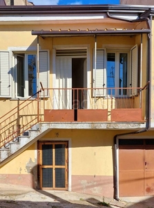 Appartamento in in vendita da privato a Petronà corso Vittorio Emanuele ii, 12