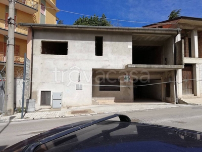 Appartamento in in vendita da privato a Rionero in Vulture via Maria Luigia Tancredi, 20