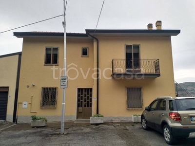 Appartamento in in vendita da privato a San Fele via Ludovico Ariosto, 73