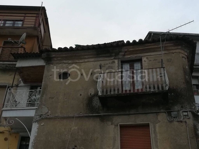 Appartamento in in vendita da privato a Tiriolo corso Giuseppe Garibaldi