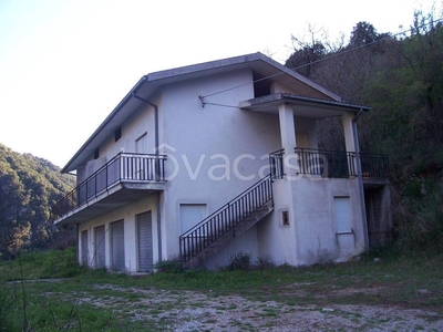 Appartamento in in vendita da privato a Trecchina ss585