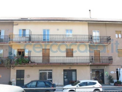 Appartamento in ottime condizioni, in vendita in Viale Alcide De Gasperi 14, Zafferana Etnea
