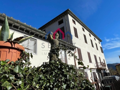 Appartamento in vendita a Borgo A Mozzano