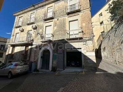 Appartamento in vendita a Catanzaro discesa Pietra Viva, 3