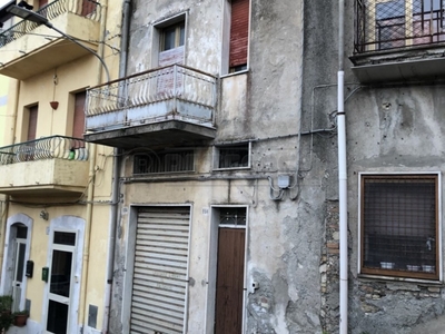 Appartamento in vendita a Catanzaro via Domenico Marincola Pistoia, snc