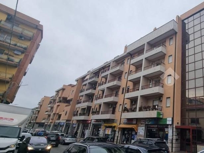 Appartamento in vendita a Catanzaro viale crotone, 37