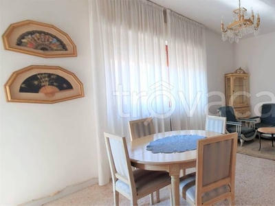 Appartamento in vendita a Catanzaro viale Magna Grecia